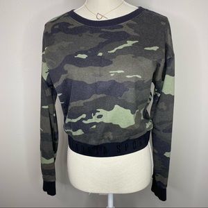 Victoria’s Secret Victoria Sport Crop Camo Top S